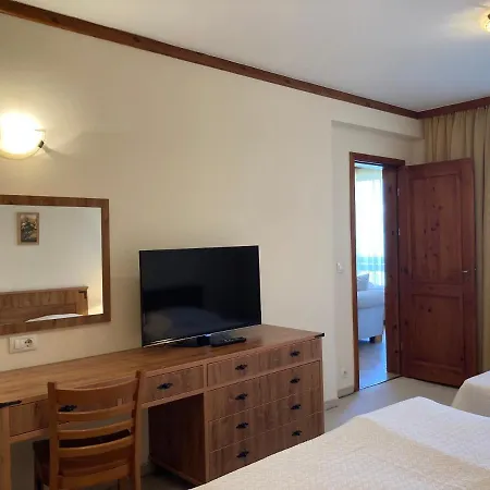 Apartment Bright & Lovely In With Free And Garage *